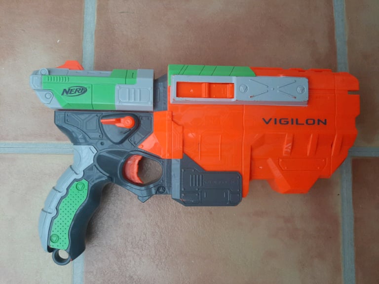 Nerf Vortex Vigilon Blaster with discs