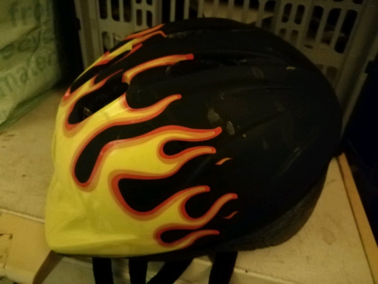 image for Childs bicycle helmet £2