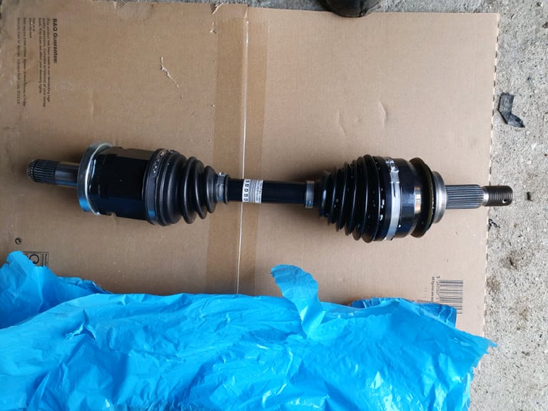 2018 TOYOTA HILUX 2.4 DIESEL FRONT DRIVE SHAFT BRAND NEW  