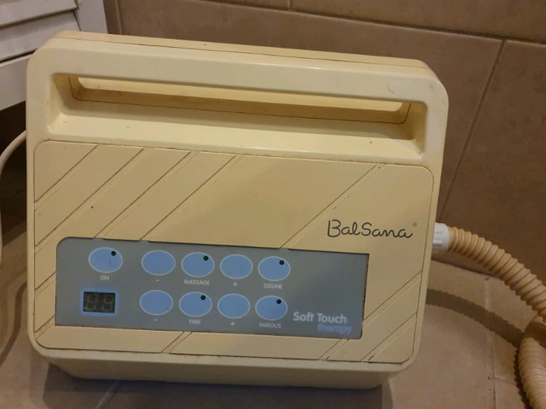 Turn your bath into a jacuzzi: BalSana Massage BathMat