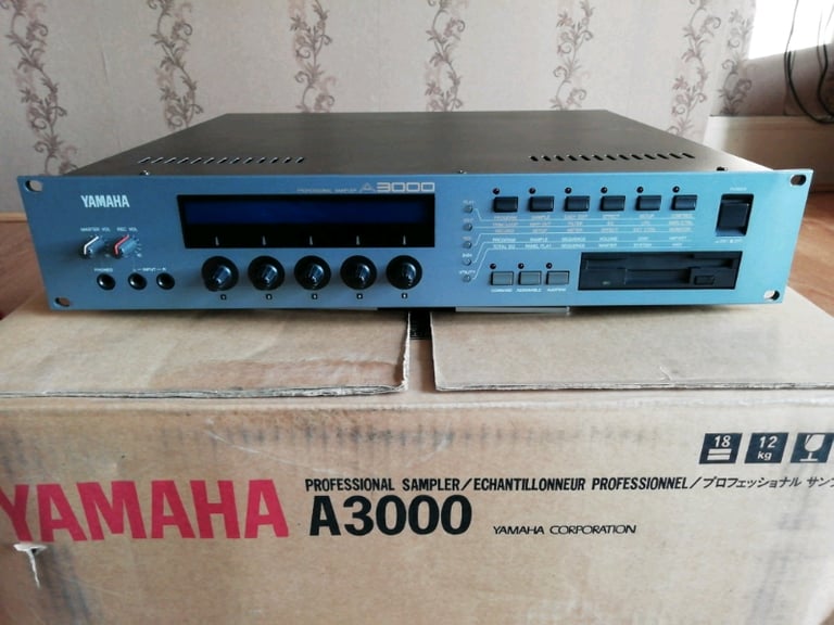 image for Yamaha A3000 Sampler in its original Box with Manual & power plug and 