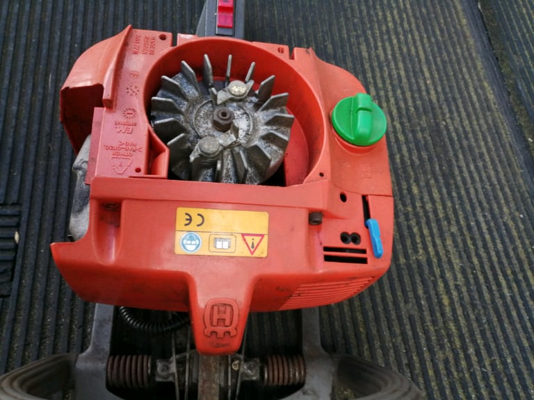 Husqvarna hedge trimmer