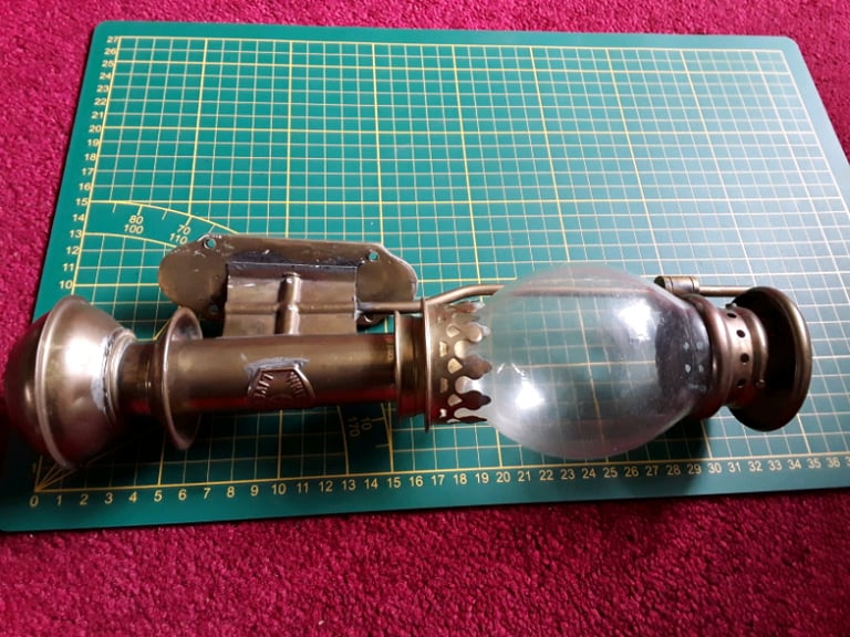 VINTAGE BRASS LAMPS x  3