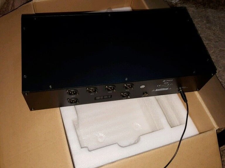  Chord HU6 6 Way UHF Wireless Microphone System