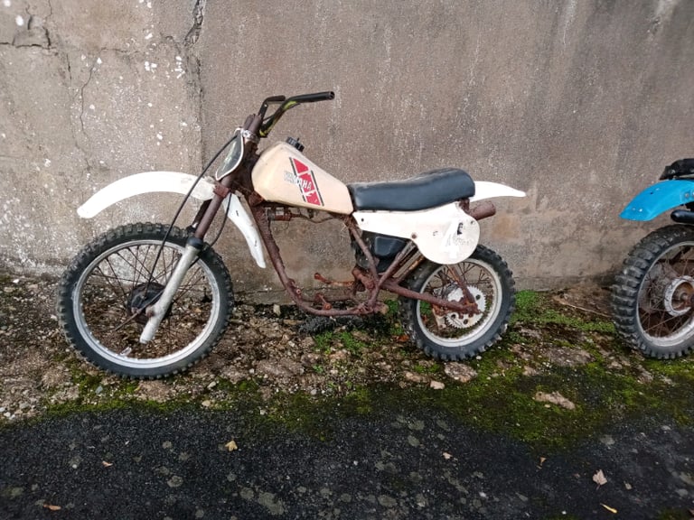 1981 YAMAHA JUNIOR MOTOCROSS ROLLING CHASSIS 