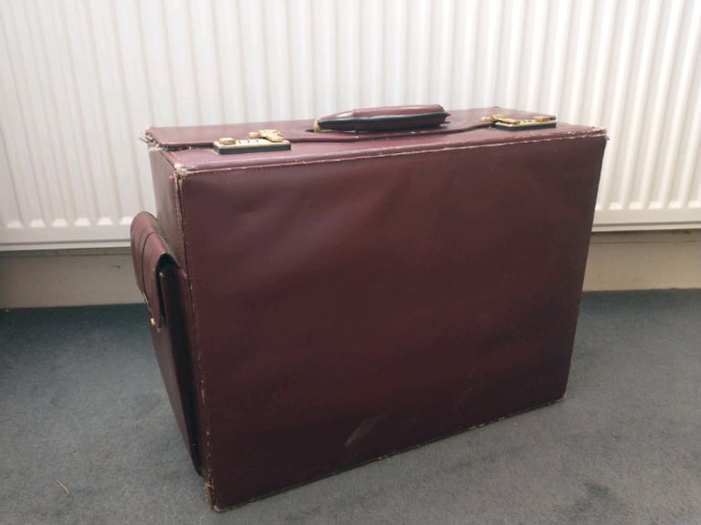Pilot case
