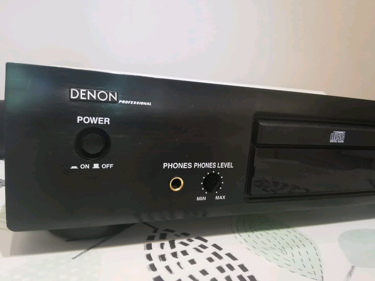 Denon DN-C110 professional CD player 