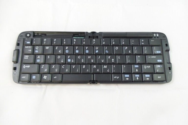 image for HP iPAQ Bluetooth Foldable Keyboard