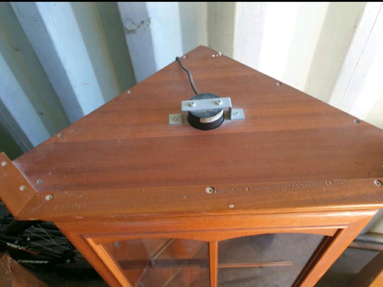 Coner shelf