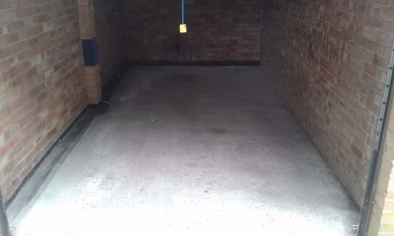 Garage/Parking/Storage: Kennet Close (opp 5), Thatcham RG19 4PB