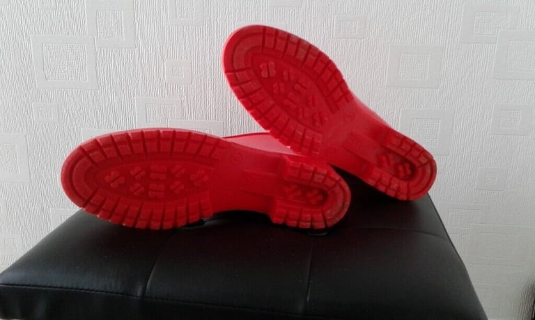 Ladies crivit wellies