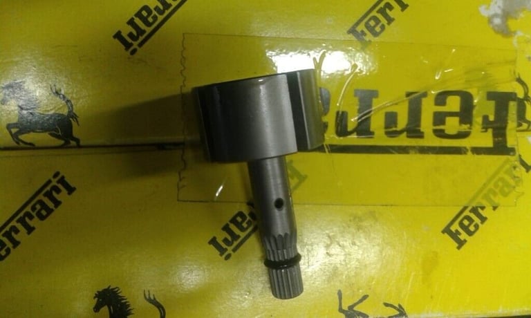 Vacuum pump for Ferrari Testarossa