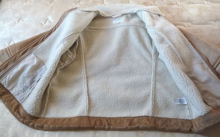 LADIES CLASSIC M&S SUEDE AND FLEECE LINED JACKET.. SIZE 14 UK