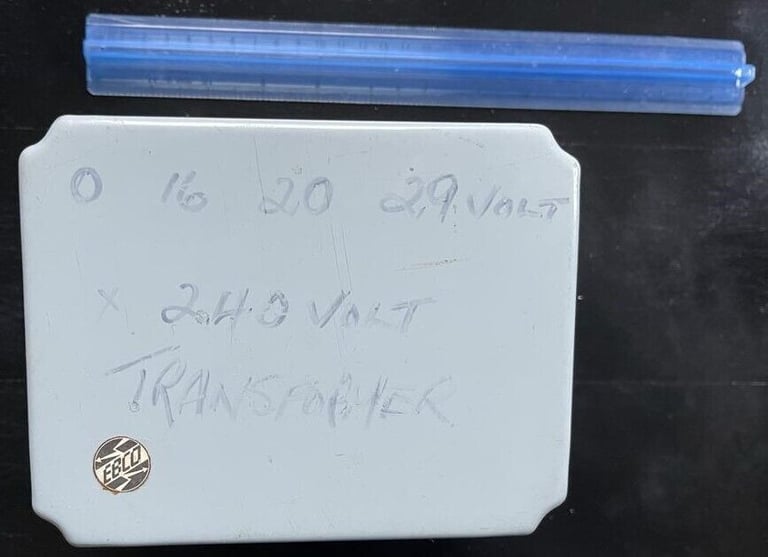 ELECTRICAL TRANSFORMER  zero, 16, 20, 29 V x 240 V, 2.5 kg, in EBCO POLYURETHANE CASE