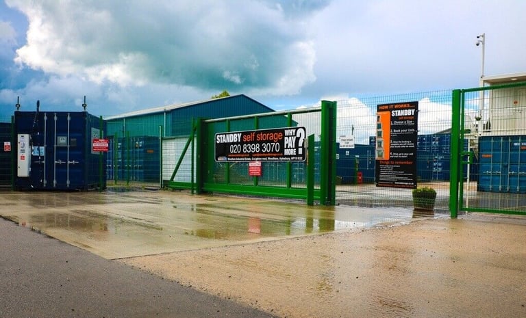 24 Hour Self Storage Containers Aylesbury