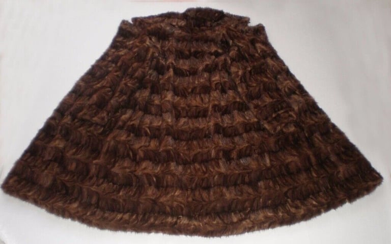 image for Gorgeous Real Mink Fur coat, size 12-14-16
