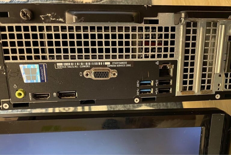 Computer Dell completed