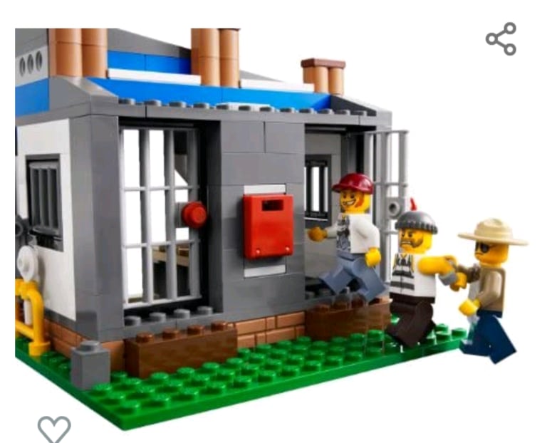 LEGO Forest Police Station Set 4440. Only £60.
