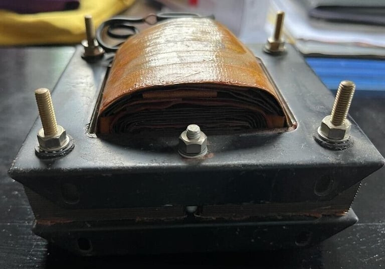 ELECTRICAL TRANSFORMER  zero, 16, 20, 29 V x 240 V, 2.5 kg, in EBCO POLYURETHANE CASE