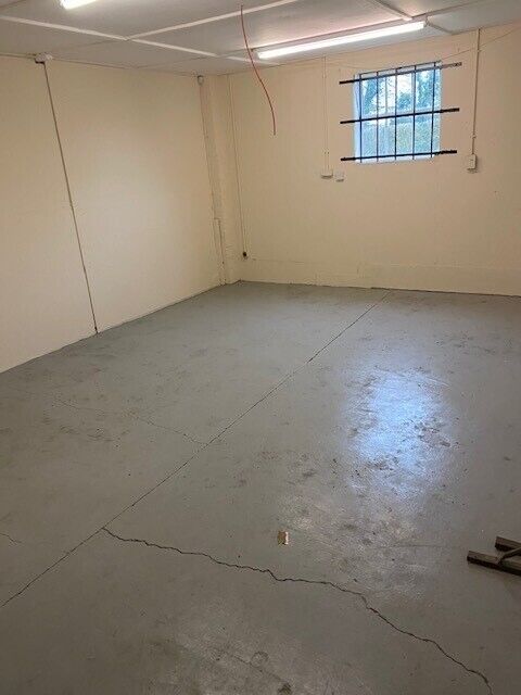 Commercial Units/Industrial Units/Workshops/Yards in Ashford (TN25)