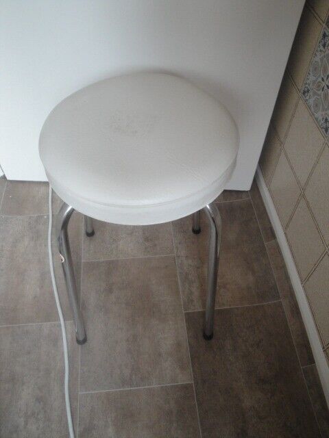 image for Stool with Chrome legs and White Padded Seat - Almost as new Ref L148