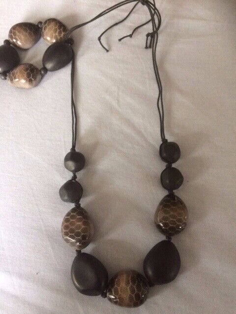 image for costume jewellery