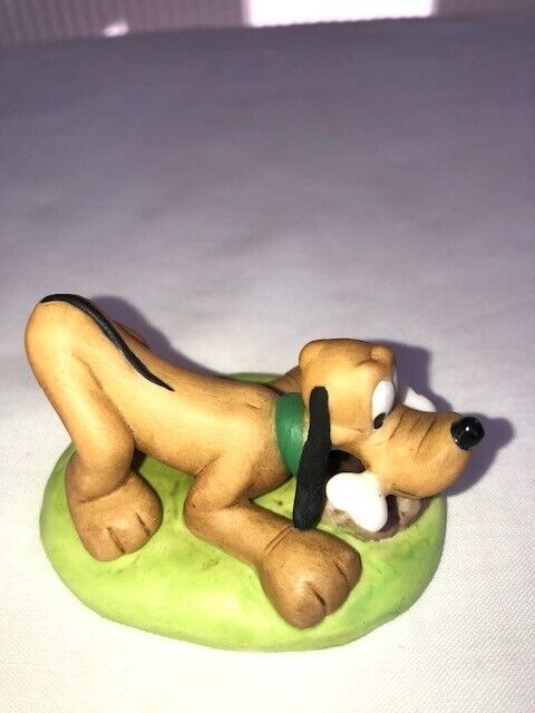 Disney Grolier Porcelain Figurines  Pluto and Minnie Mouse