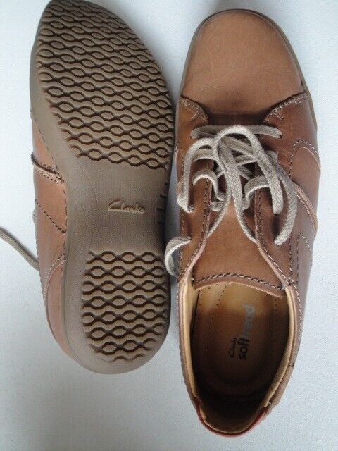 image for Clarks Brown Leather Upper, Soft Tread, Trainer-Style Lace up shoes. UK 11. Fit G Eur 46. RefC287. 