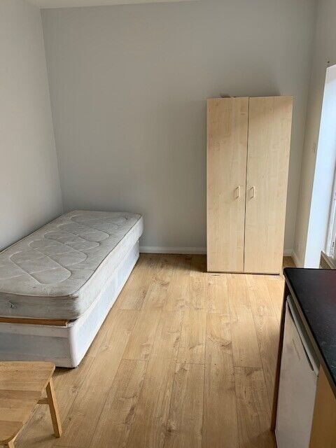 Comfortable Self-Contained Studio in Neasden - Ideal for DSS Applicants in North West London&quot;