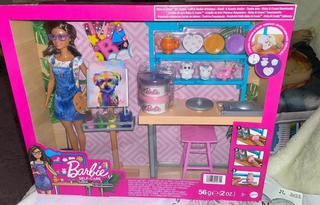 Barbie discount art studio