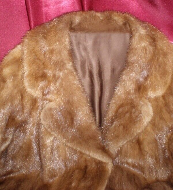 Gorgeous Real Mink Fur coat, size M/L (01)