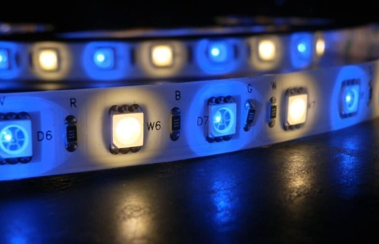 12V 5 Meters RGBW LED Strip Light + Remote Control + Power Supply, Multiple Colours