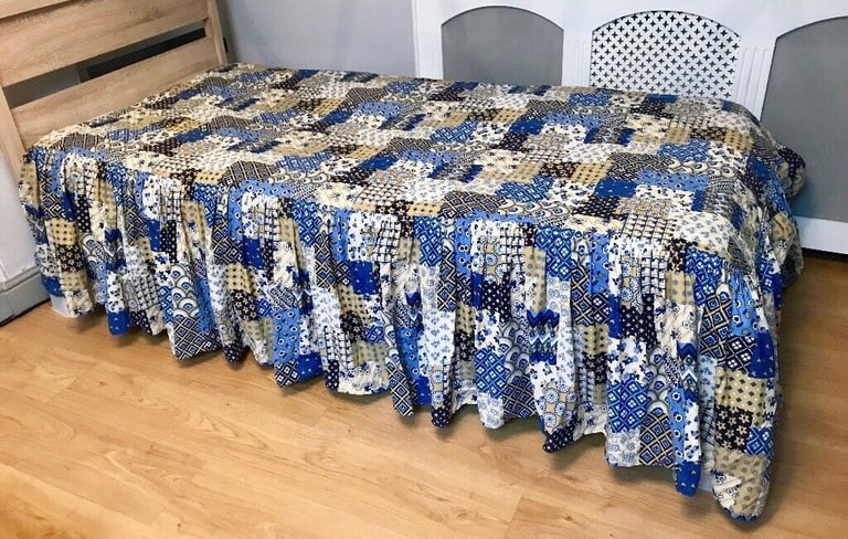 Vintage Retro 60's Blue Patchwork Flower Power Double Bedspread Valance Coverlet