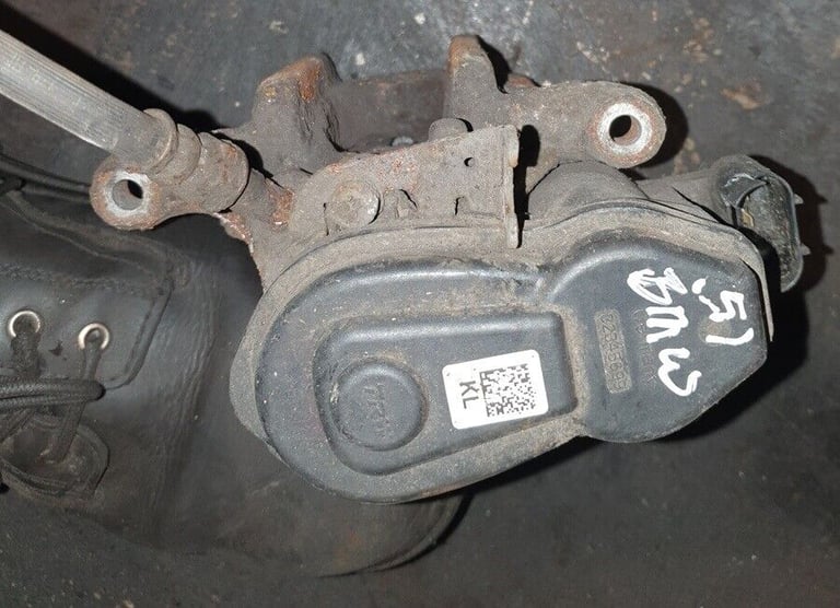 BMW 520D F10 Left Side Rear Brake Caliper 2011