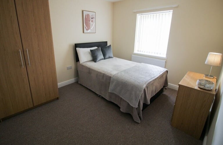 Stunning Double En-Suite Rooms in Woodlands!!