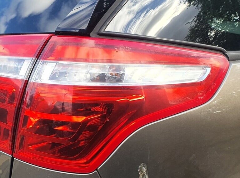 Citroen C4 Picasso Right Side Rear Light 2009