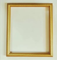 PICTURE FRAME - Wood w/ Raised Gold Rope Border - 8 1/2 in. (21.5 cm) x 10 in. (25 cm) 