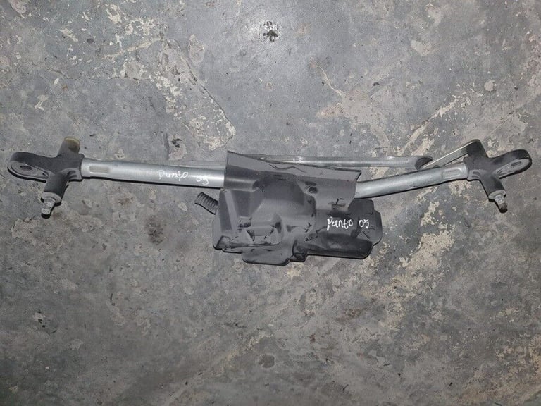 image for Fiat Punto Front Wiper Motor And Linkage 2005