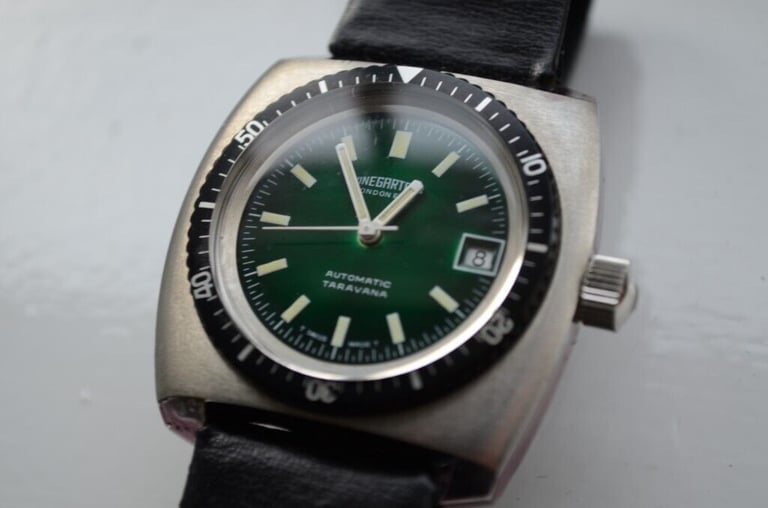 Nivada Taravana automatic mechanical diver's wristwatch - New old - '70s - Vintage - Winegartens
