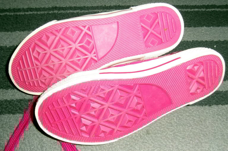 Pink trainers UK 2 **brand new**