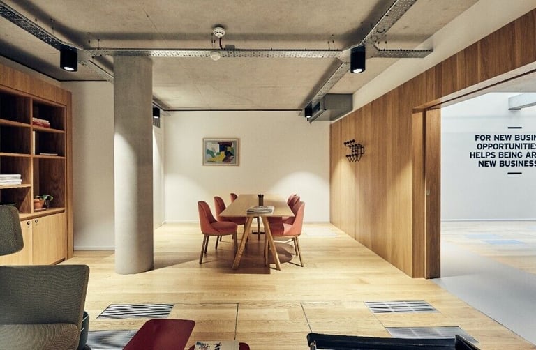 London - N1 9PP, 3 Desk serviced office to rent at Spaces Angel Islington 
