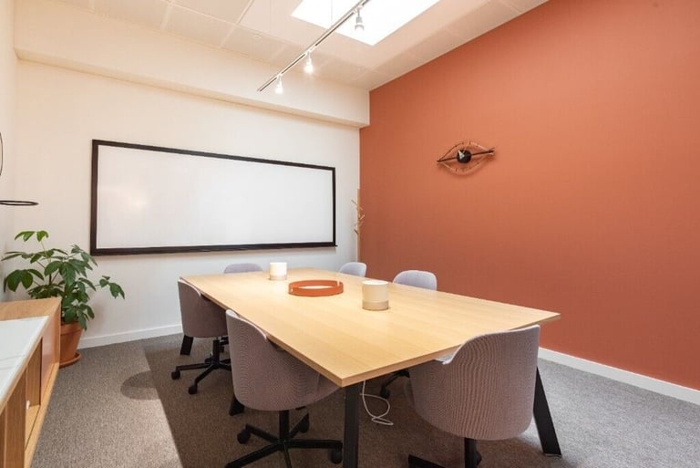 Leeds - LS1 5HD, Furnished private office space for 5 desk at Spaces Park Row 