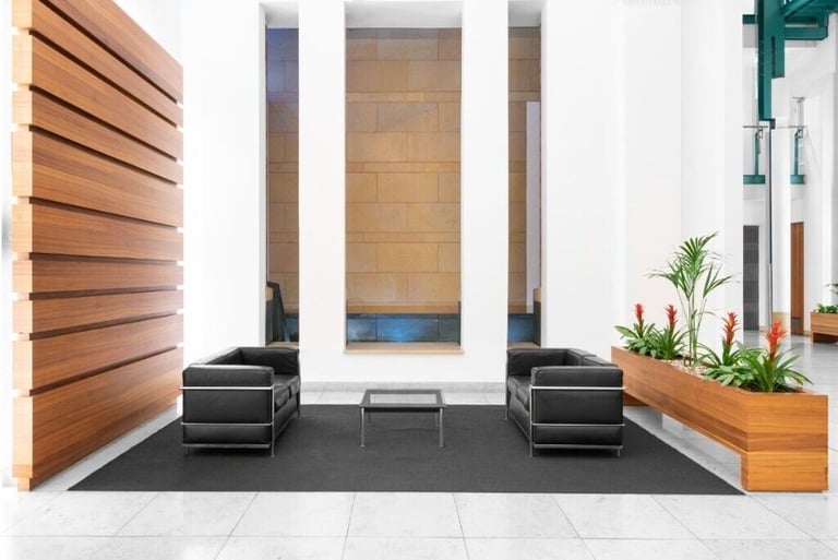 Manchester - M2 4WQ, Flexible Day Office for Rent at 82 King Street