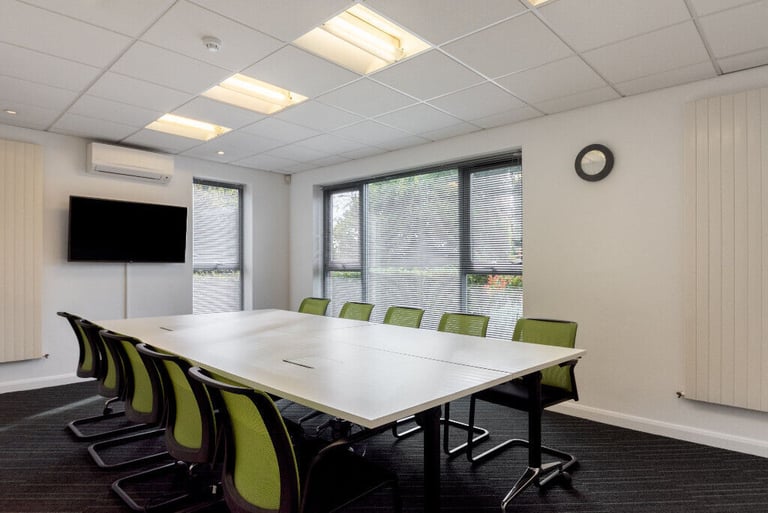Andover - SP10 3FG, All-inclusive access to coworking space in Basepoint East Portway Business Park