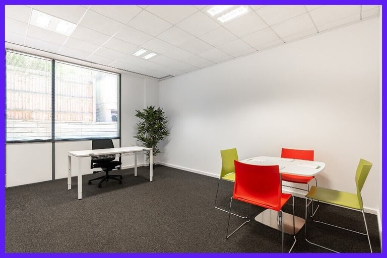 Camberley - GU15 3HL, 1 Desk serviced office to rent at London Road