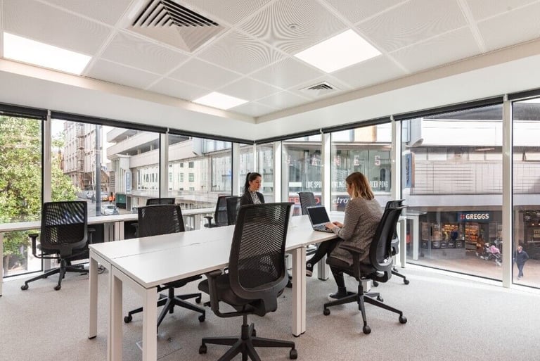 Leeds - LS1 5HD, Open plan office to rent for 10 desk at Spaces Park Row
