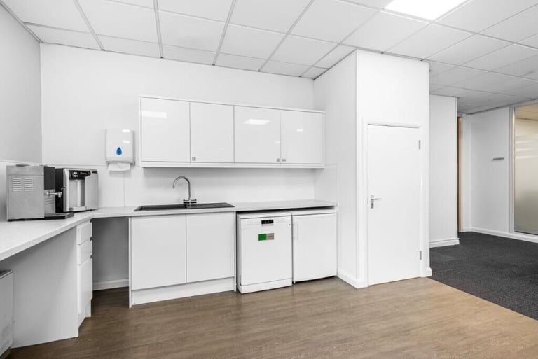 Exeter - EX1 3QS, 1 Desk serviced office to rent at 1 Emperor Way