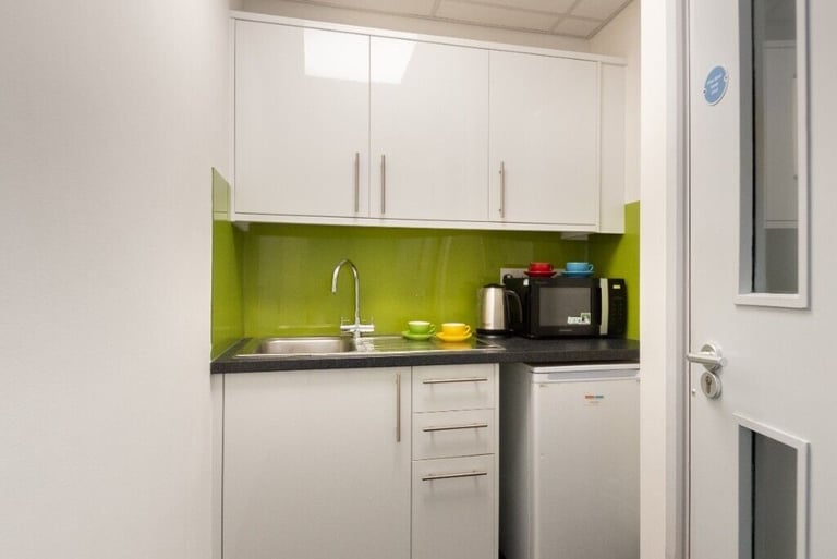 Andover - SP10 3FG, 2 Desk private office available at East Portway Business Park