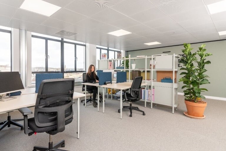 Bristol - BS1 2NB, Flexible workspace memberships in Spaces Castle Park