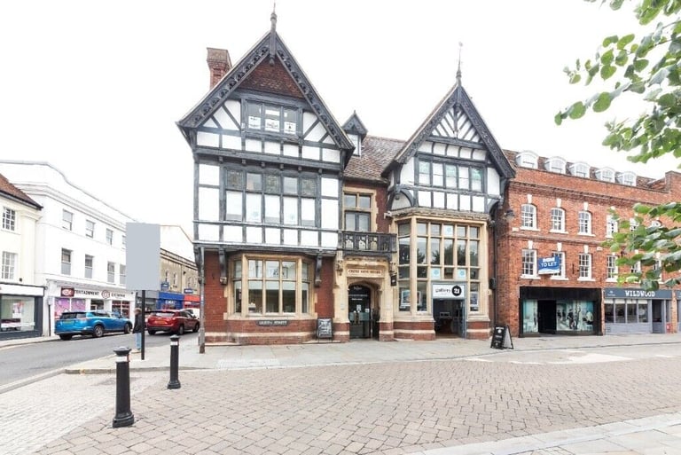 Salisbury - SP1 1EY, Your private office 2 desk to rent at Cross Keys House